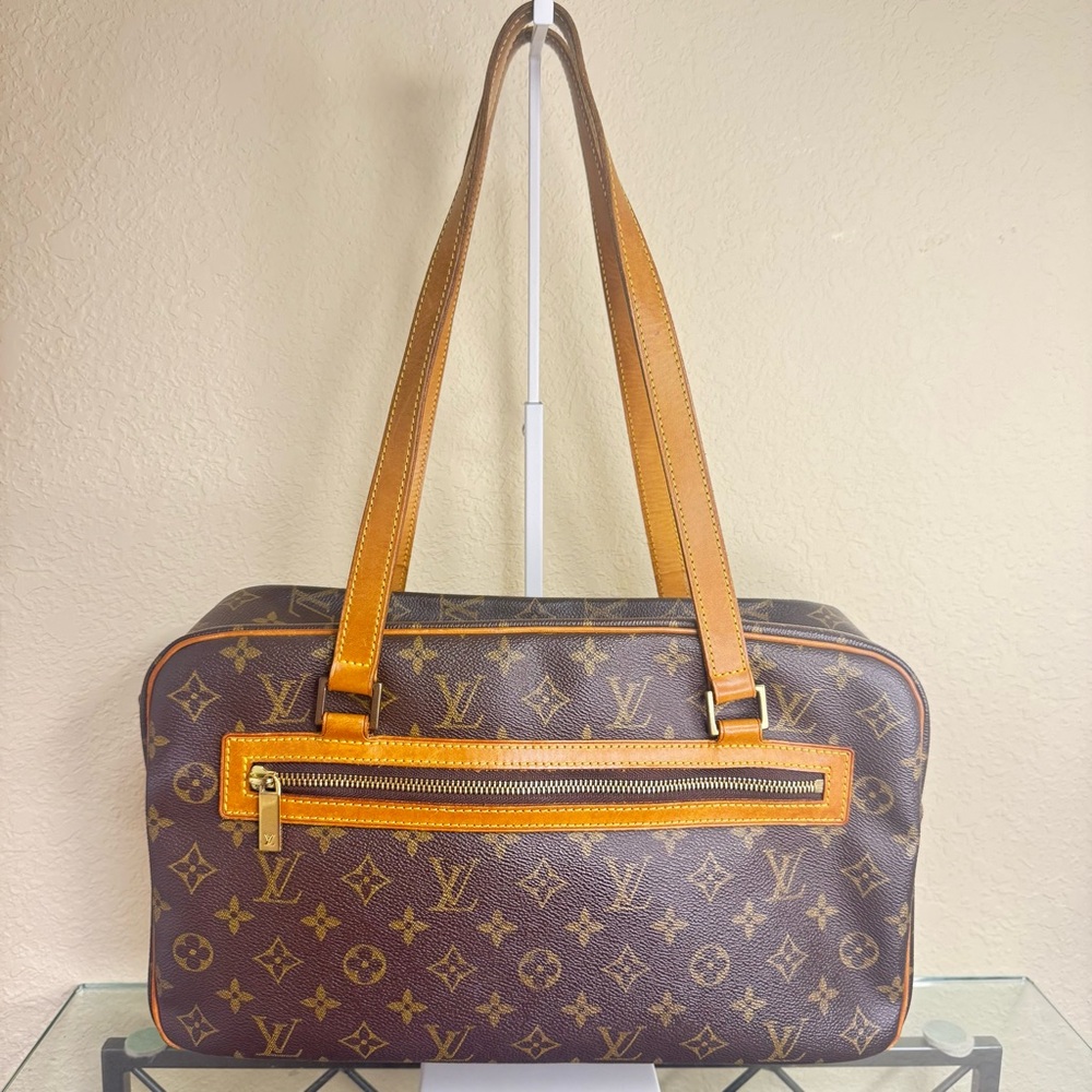 Louis Vuitton Monogram Canvas Cite GM Bag - Picture 2 of 12